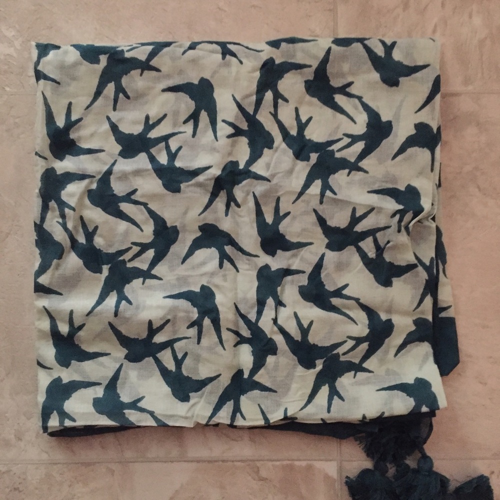 Ann Taylor LOFT Bird Scarf